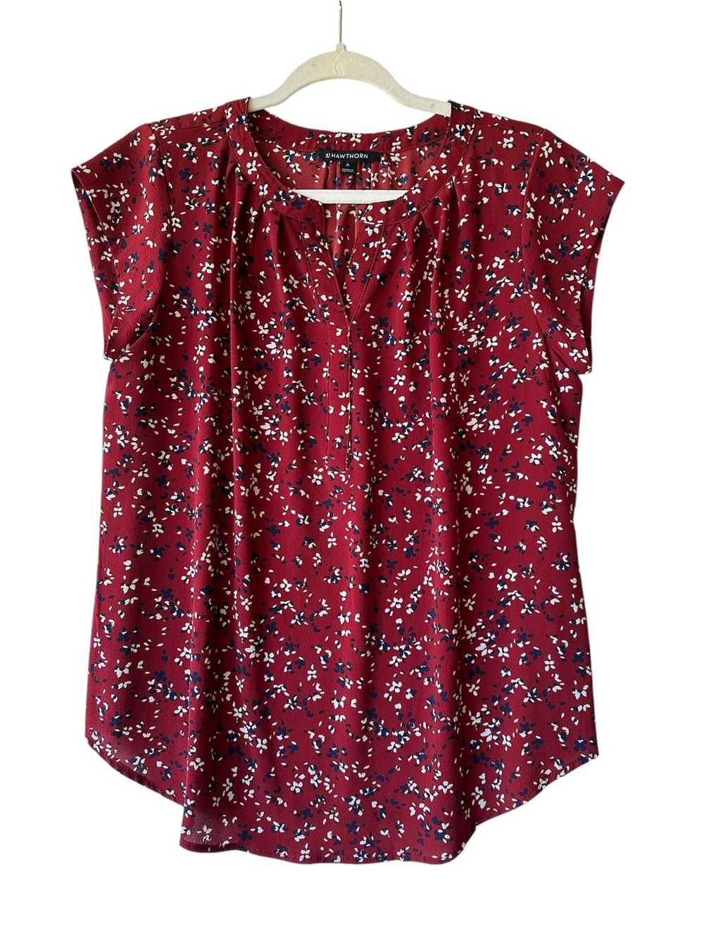 41 Hawthorn Burgundy Floral Split-Neck Cap-Sleeve Blouse Size L - Picture 3 of 7